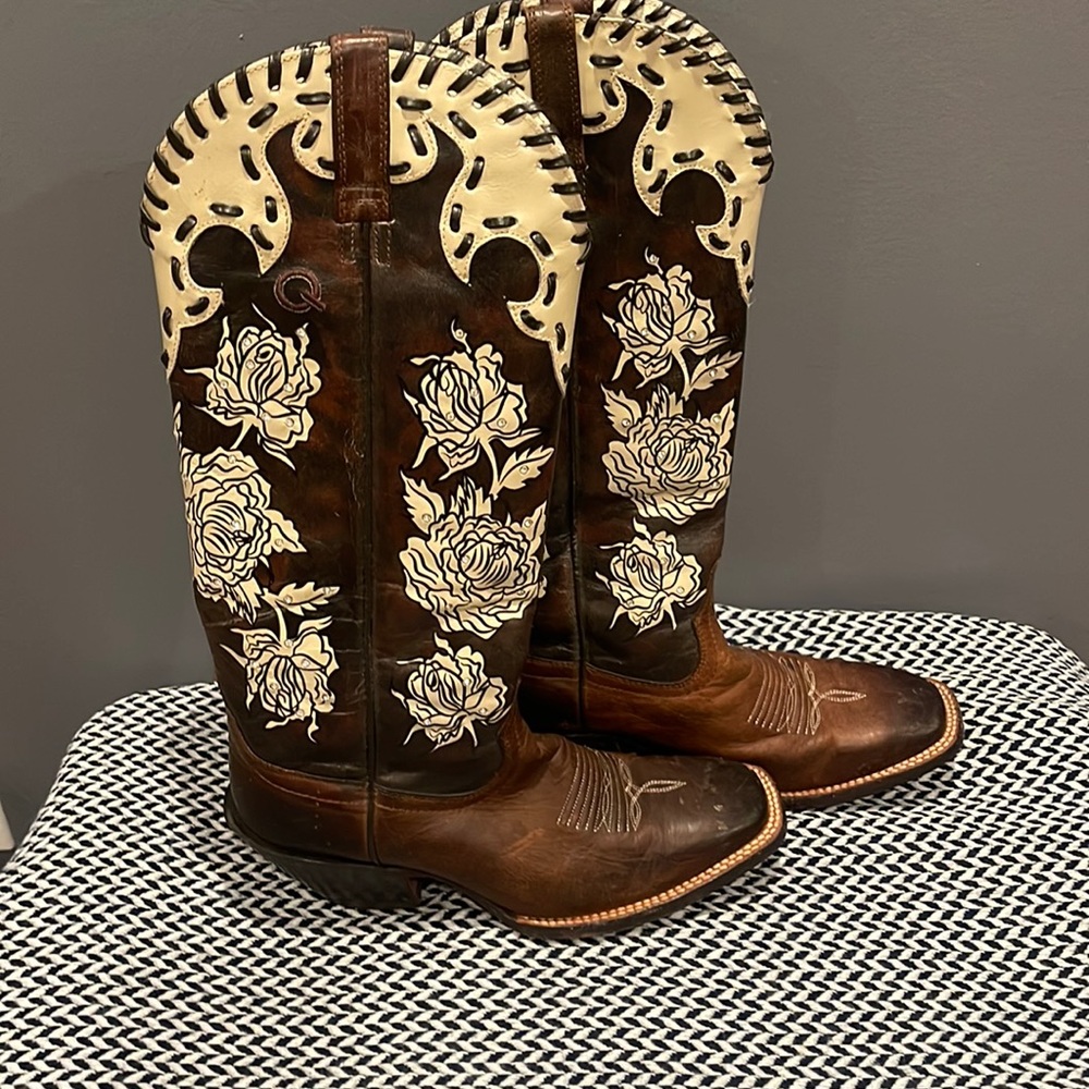 Rhinestone cowboy boots